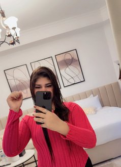 Shifa - escort in Dubai Photo 2 of 9