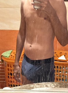 Moussa - Male escort in Cairo Photo 1 of 1