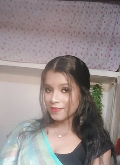 Mousumi - puta in Kolkata Photo 9 of 9