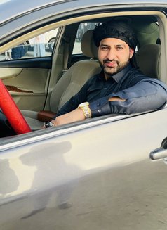 Mr Ab - Male escort in Madinah Photo 3 of 7