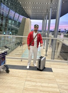 Mr Ab - Male escort in Madinah Photo 7 of 7