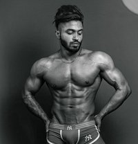 ABHI - Male escort in Mumbai Photo 2 of 17