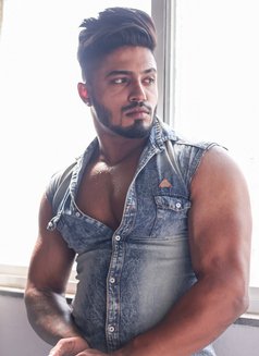 Mr. Abhi - Male escort in Mumbai Photo 5 of 6