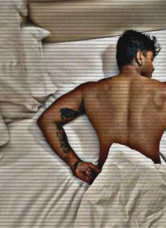 Mr Aim for Lady's & Couple's - masseur in Amritsar Photo 1 of 3
