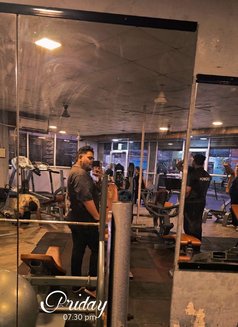 Mr. Ap - Acompañantes masculino in Mumbai Photo 2 of 3