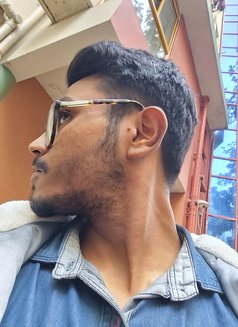 Mr. Arya - masseur in Kolkata Photo 25 of 28