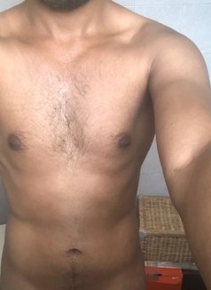 MrBigThick Male Escort Gigolo for Ladies - Male escort in Colombo Photo 1 of 8