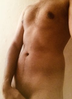 MrBigThick Male Escort Gigolo for Ladies - Acompañantes masculino in Colombo Photo 8 of 8