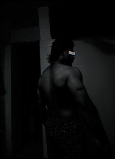 Mr. Black - Acompañantes masculino in Mumbai Photo 1 of 4