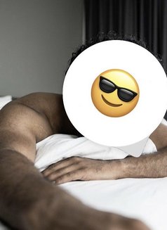Mr Black - Male escort in Bangkok Photo 1 of 5