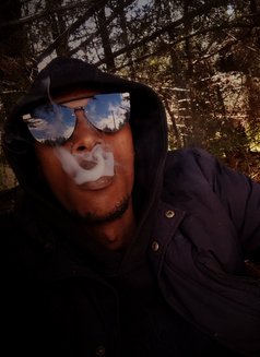 Mr Browndick - Male escort in Eldoret Photo 2 of 3