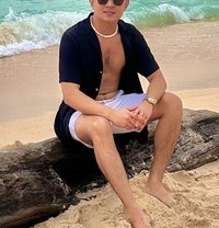 Mr. Camshow - Male escort in Manila