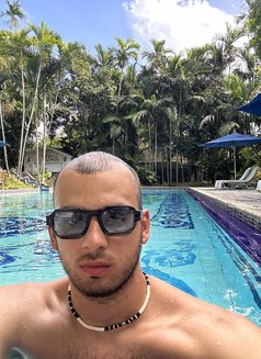 Mr Caucasian - Male escort in Da Nang Photo 2 of 3