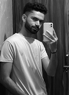 Mr. Charm - Male escort in New Delhi Photo 7 of 10