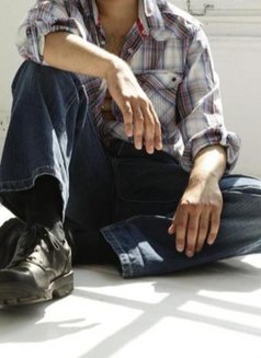 Mr Chocolate - Male escort in London Photo 3 of 5