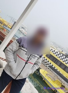 Mr Classy - Male escort in Bangalore Photo 3 of 4