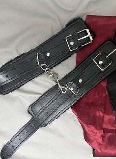 Mr.D Discreet Escort Companion - Male companion in Dubai Photo 5 of 5