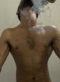 Mr. D - Male escort in Colombo Photo 1 of 3