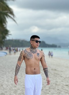 Mr Dackz 7.5 - Male escort in Makati City Photo 16 of 19