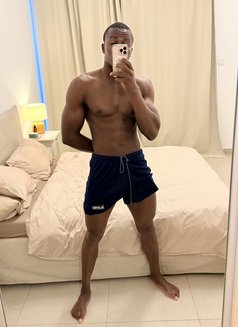 Mr El Fuego Obama - Male escort in Dubai Photo 5 of 5