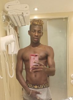 Mr Erotic - Acompañantes masculino in Nairobi Photo 3 of 3