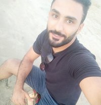 Mr Fares - Male dominatrix in Dubai