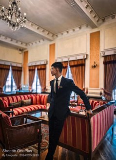 Mr Gorzi - Male escort in Kolkata Photo 1 of 4