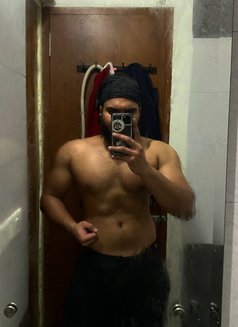 Mr Grey - Male escort in Chandigarh Photo 2 of 9