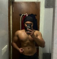 Mr Grey - Male escort in Chandigarh