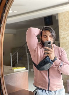 Mr Grey - Male escort in Chandigarh Photo 5 of 9