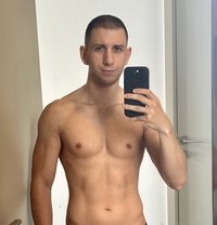 Mr Grey Jinjok - Male escort in Bangkok