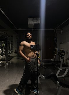 Mr Grey2 - Male adult performer in Mumbai Photo 11 of 12