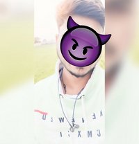 Mr Hunter - Male escort in New Delhi