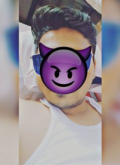 Mr Hunter - Male escort in New Delhi Photo 6 of 7