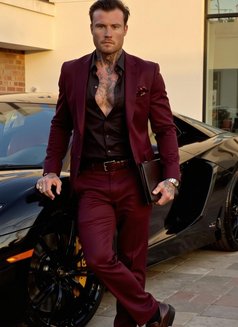 Mr Ink - Male escort in Phuket Photo 2 of 8