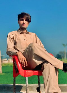 Mr.jack - Male escort in Lahore Photo 4 of 6