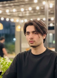 Chodhary Huzaim - Male escort in Lahore Photo 4 of 4