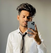 Mr host - Acompañantes masculino in New Delhi