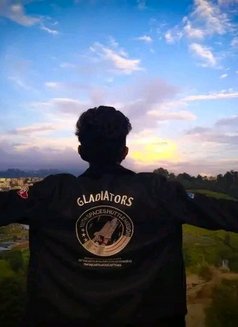 Mr Lalala - Male escort in Kathmandu Photo 2 of 4