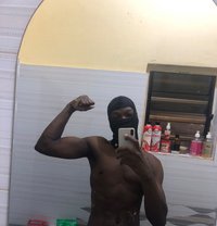 Mr Le Pro Baise - Male escort in Cotonou