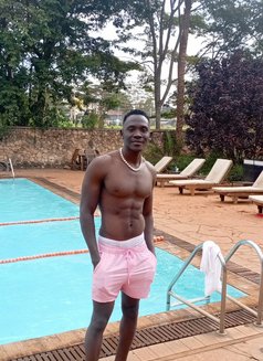 Mr Lee - Acompañantes masculino in Nairobi Photo 6 of 6