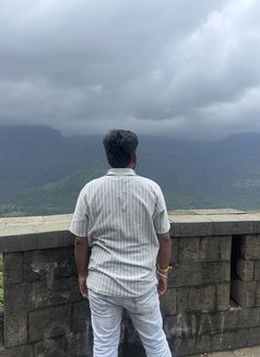 Mr Long - Acompañantes masculino in Pune Photo 1 of 2
