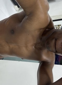 Mr. Lucky - Male escort in Bangkok Photo 1 of 6