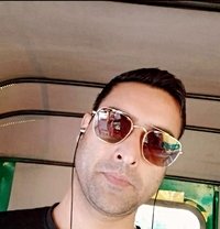 Mr M - masseur in New Delhi