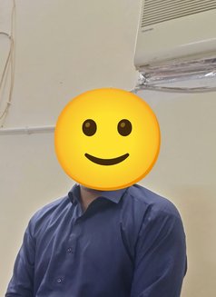 Mr Malik - Male escort in Al Manama Photo 2 of 2
