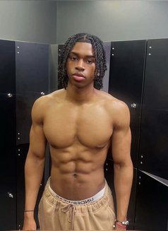 Mr Midnight - Male escort in Abuja Photo 2 of 9