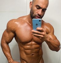 Mr.NaughtyTop - Male companion in Hong Kong Photo 9 of 12