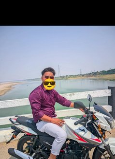 Mr Perfect - Acompañantes masculino in New Delhi Photo 1 of 3