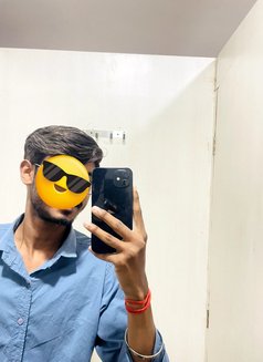Mr. Prem - Acompañantes masculino in Lucknow Photo 1 of 1