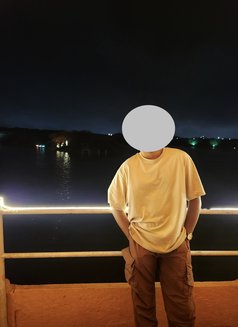 Mr Ray - Male escort in New Delhi Photo 1 of 3